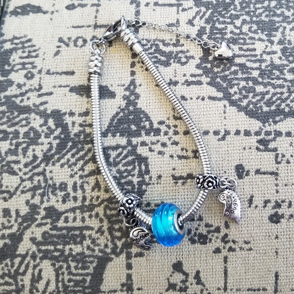 Mother daughter charm bracelet - Picture 2 of 8